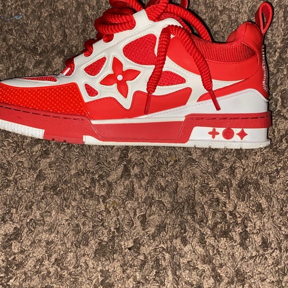 LV skates red and white - Picture 2 of 2